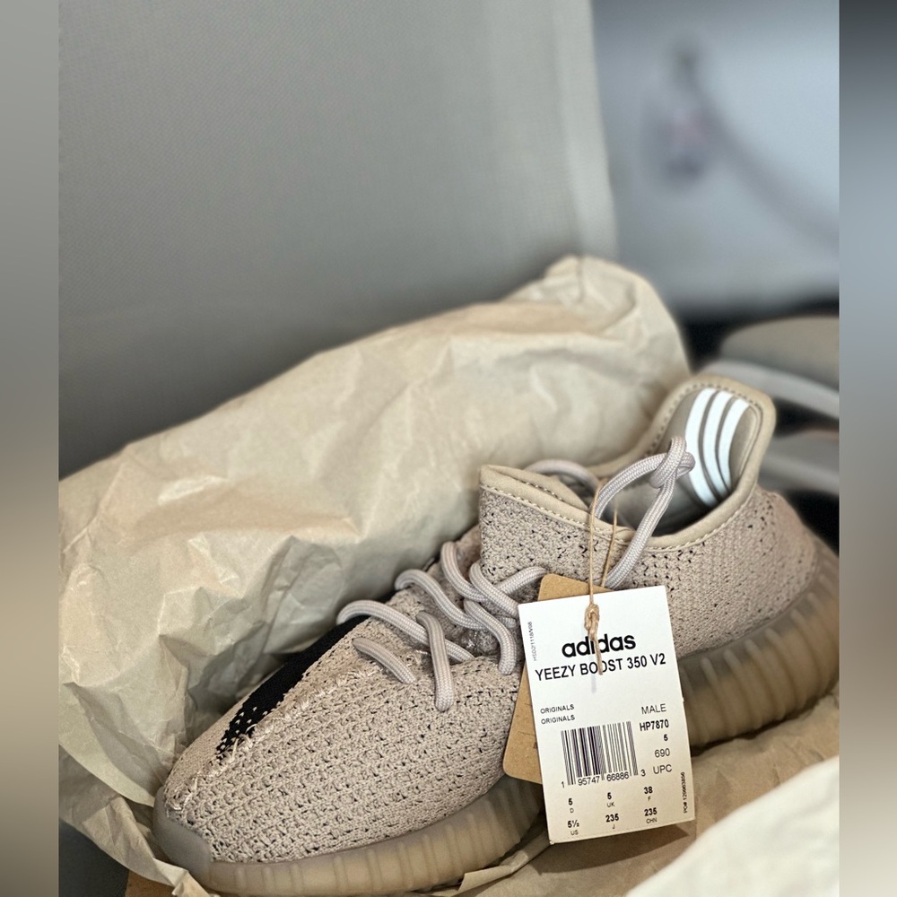 Brandnew - YEEZY BOOST 350 V2 SLATE/CORE BLACK - US 6.5